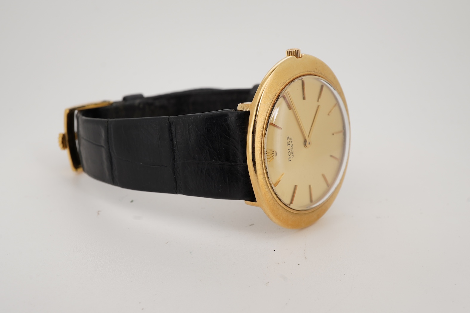 A gentleman's late 1960's 18ct gold Rolex manual wind dress wrist watch